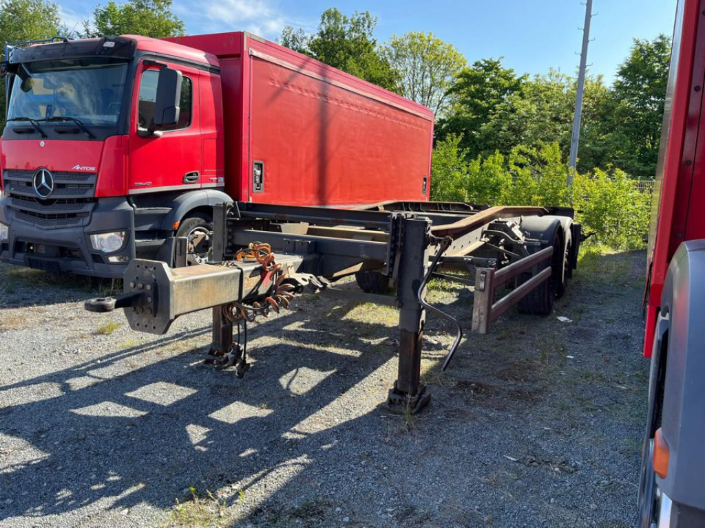 HUEFFERMANN Tandemanhänger HTA 1877 Containeranhänger - Remolque multilift/ Portacontenedores de cadenas: foto 4 HUEFFERMANN Tandemanhänger HTA 1877 Containeranhänger - Remolque multilift/ Portacontenedores de cadenas: foto 4