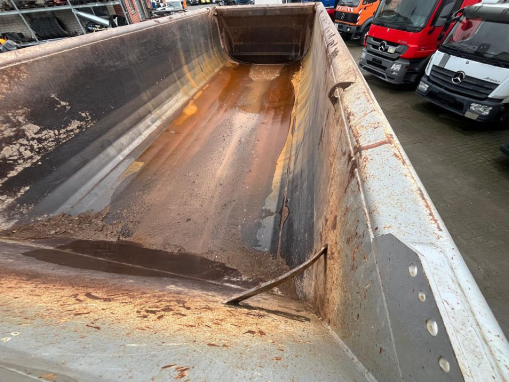 IVECO-MAGIRUS TRACKER AD450TW 4 Achs Muldenkipper Meiller - Dúmper: foto 4 IVECO-MAGIRUS TRACKER AD450TW 4 Achs Muldenkipper Meiller - Dúmper: foto 4