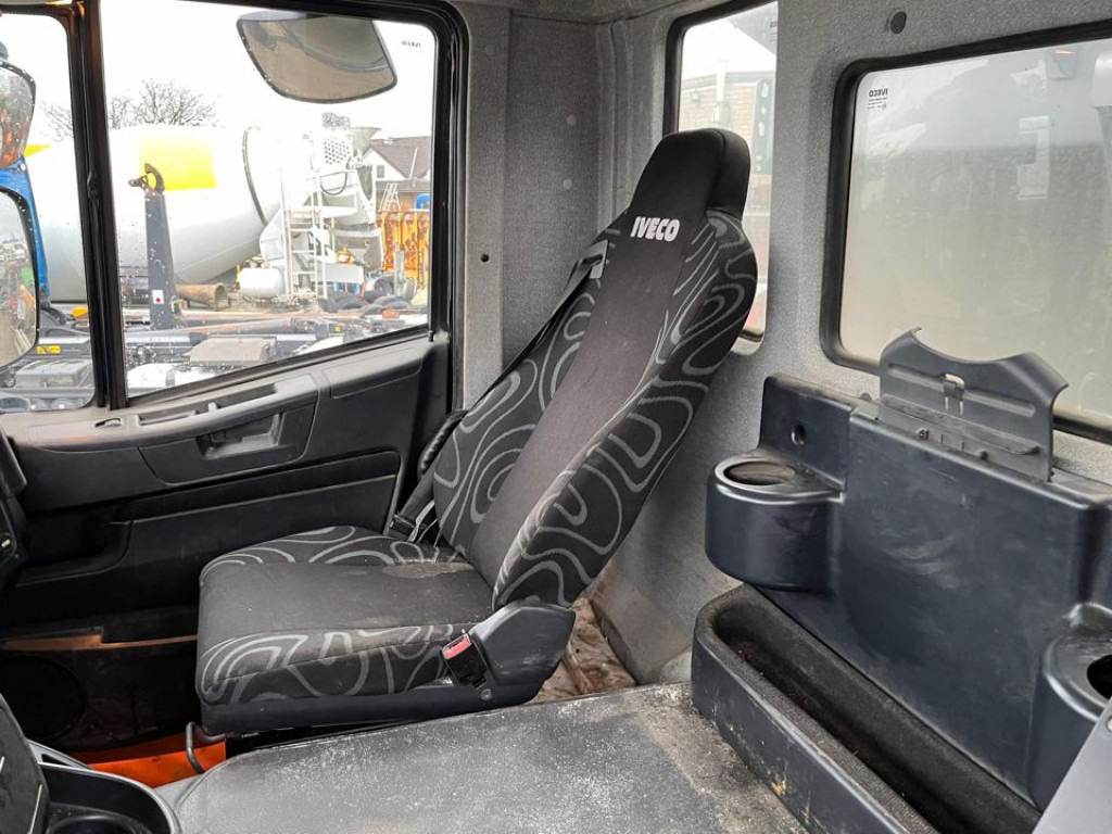 IVECO-MAGIRUS TRACKER AD450TW 4 Achs Muldenkipper Meiller - Dúmper: foto 2 IVECO-MAGIRUS TRACKER AD450TW 4 Achs Muldenkipper Meiller - Dúmper: foto 2