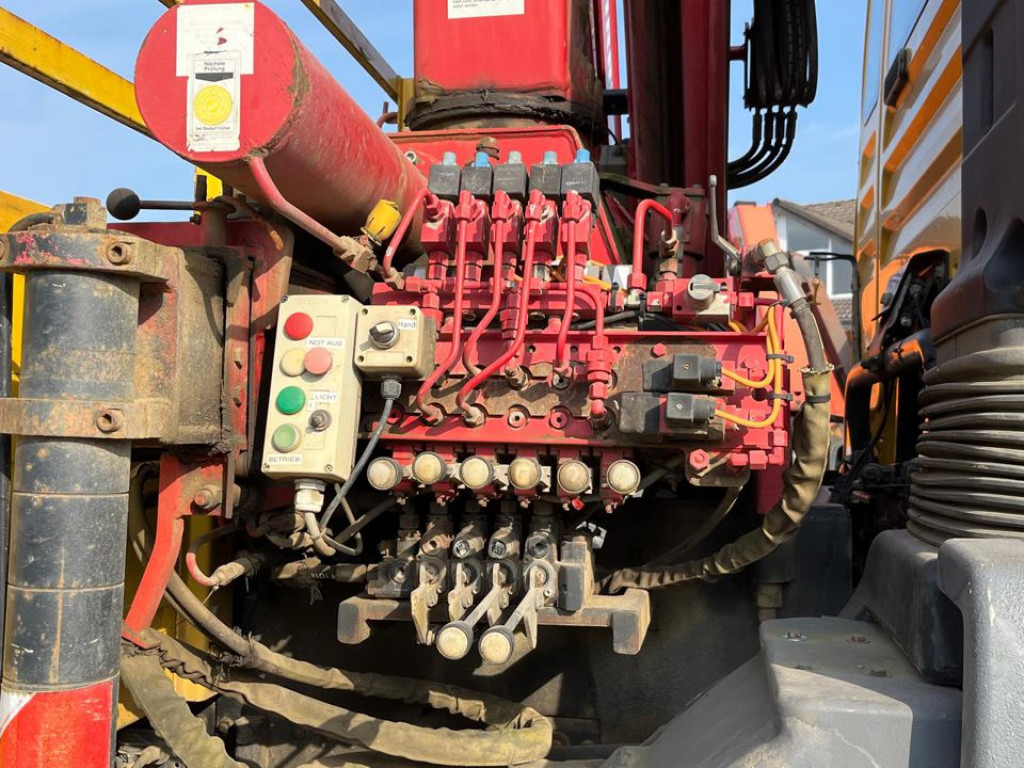 MAN TG-M 18.280 4x4 Pritsche Kran Singelreifen Funkfernbedienung - Camión caja abierta, Camión grúa: foto 5 MAN TG-M 18.280 4x4 Pritsche Kran Singelreifen Funkfernbedienung - Camión caja abierta, Camión grúa: foto 5