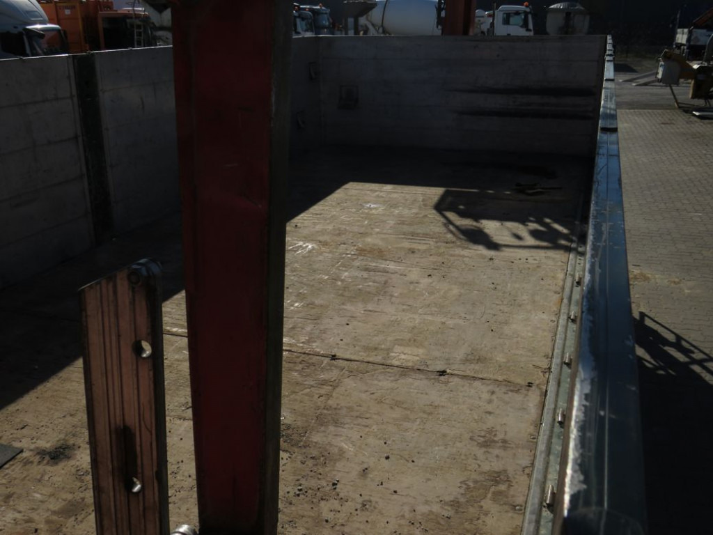 MAN TG-S 26.400 6x2-2 BL Pritsche Heckkran Atlas 165.2 - Camión caja abierta, Camión grúa: foto 4 MAN TG-S 26.400 6x2-2 BL Pritsche Heckkran Atlas 165.2 - Camión caja abierta, Camión grúa: foto 4