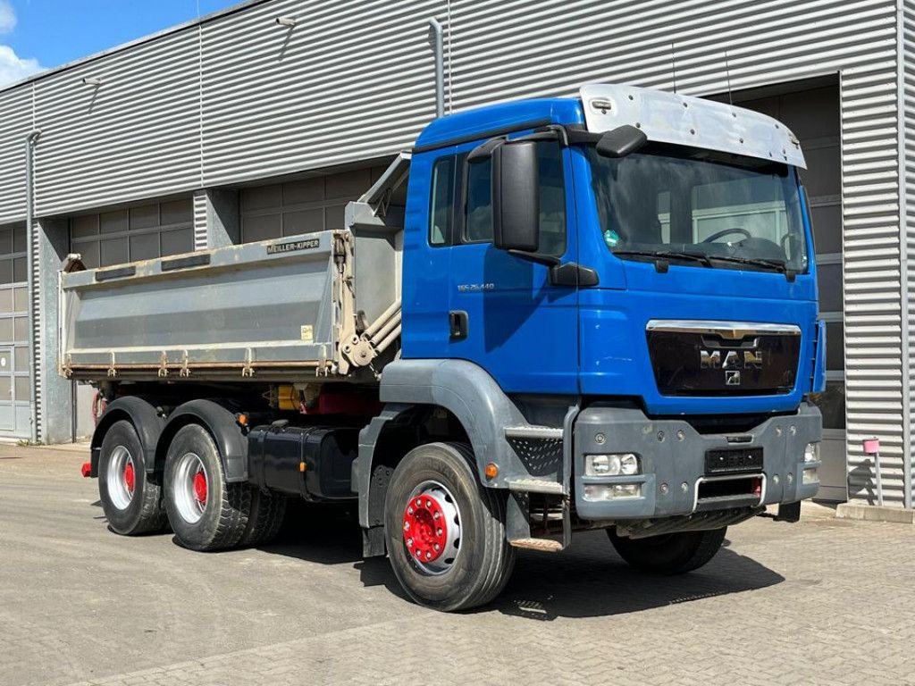 MAN TG-S 26.440 6x4 BB 3-Achs Kipper MeillerSchalter MAN TG-S 26.440 6x4 BB 3-Achs Kipper MeillerSchalter - Camión volquete: foto 2 MAN TG-S 26.440 6x4 BB 3-Achs Kipper MeillerSchalter MAN TG-S 26.440 6x4 BB 3-Achs Kipper MeillerSchalter - Camión volquete: foto 2