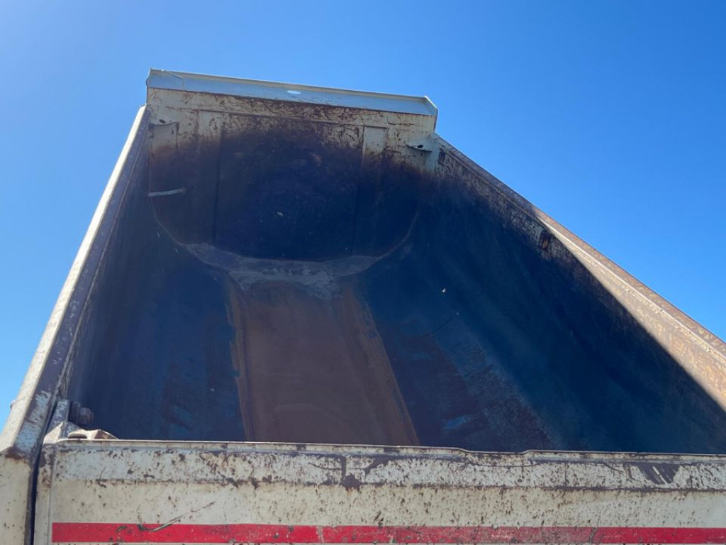 MAN TG-S 35.400 8x6H 4 Achs Muldenkipper Carnehl - Camión volquete: foto 5 MAN TG-S 35.400 8x6H 4 Achs Muldenkipper Carnehl - Camión volquete: foto 5