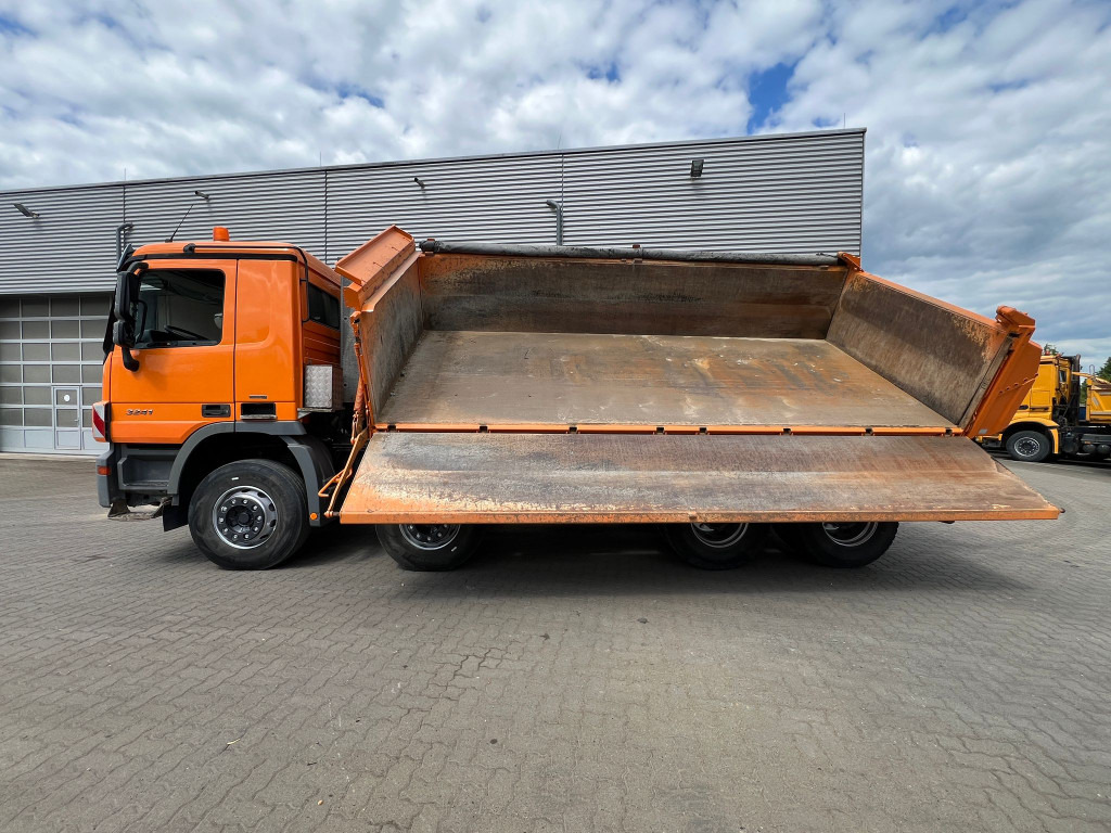 Camión volquete MERCEDES-BENZ Actros 3241 K 8x4  4-Achs Kipper Meiller Deutsch: foto 8