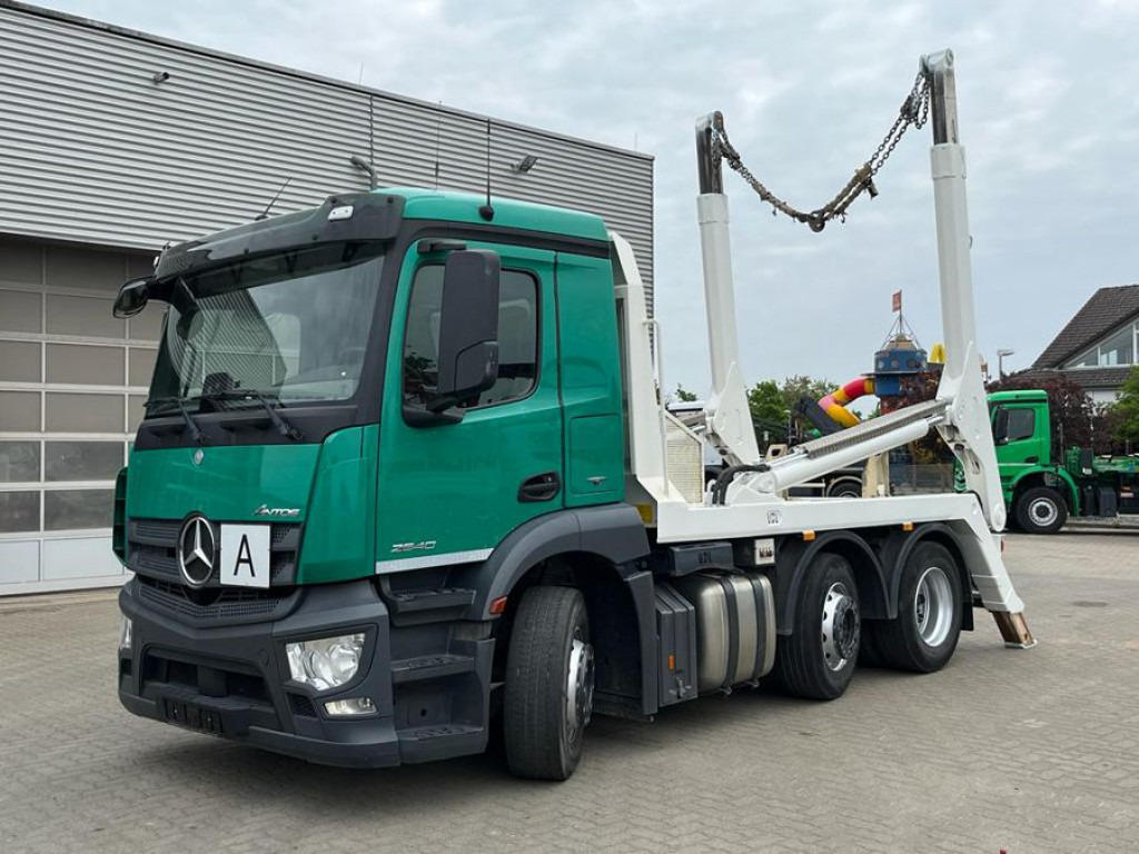 MERCEDES-BENZ Antos 2540 L 6x2 Absetzkipper Vorlauf Lenk - Camión portacontenedor de cadenas: foto 1 MERCEDES-BENZ Antos 2540 L 6x2 Absetzkipper Vorlauf Lenk - Camión portacontenedor de cadenas: foto 1