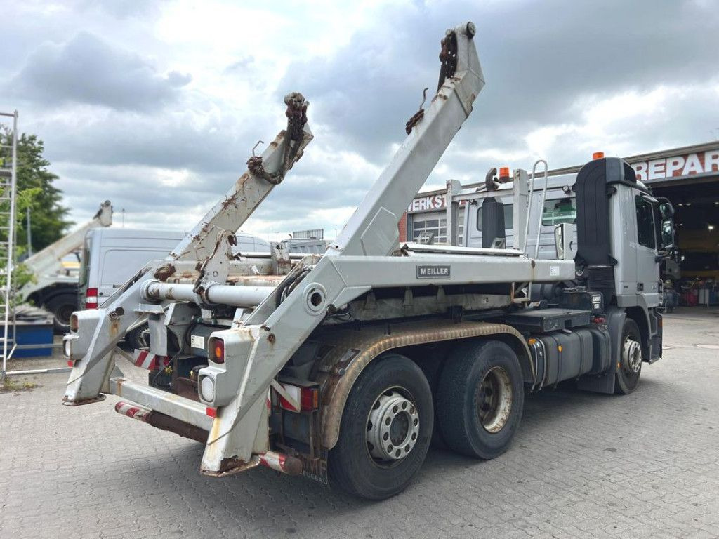 Mercedes-Benz Actros 2641 L 6x2 Abrollkipper 159TKM kuz.Radsta - Camión multibasculante: foto 4 Mercedes-Benz Actros 2641 L 6x2 Abrollkipper 159TKM kuz.Radsta - Camión multibasculante: foto 4