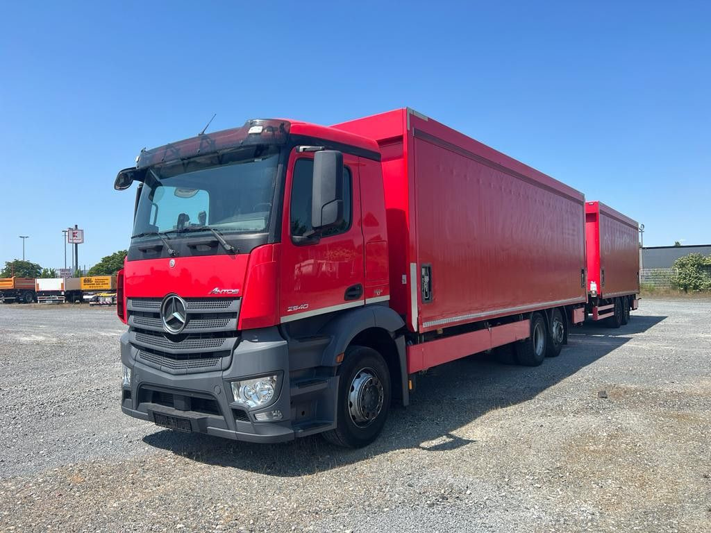 Mercedes-Benz Antos 2540 L 6x2 Pritsche LBW Coca Cola - Camión lona: foto 1 Mercedes-Benz Antos 2540 L 6x2 Pritsche LBW Coca Cola - Camión lona: foto 1