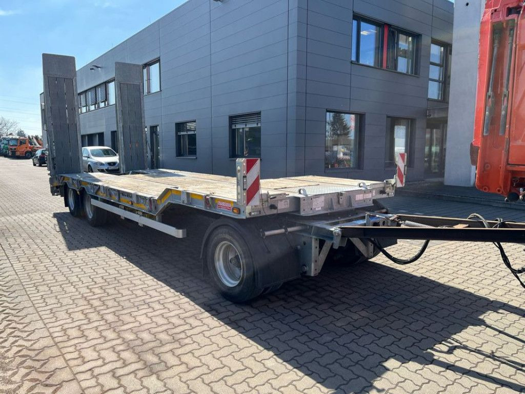 Müller-Mitteltal Tiefladeanhänger T 3 Profi 30,0 Tiefladeranhänge - Remolque góndola rebajadas: foto 4 Müller-Mitteltal Tiefladeanhänger T 3 Profi 30,0 Tiefladeranhänge - Remolque góndola rebajadas: foto 4