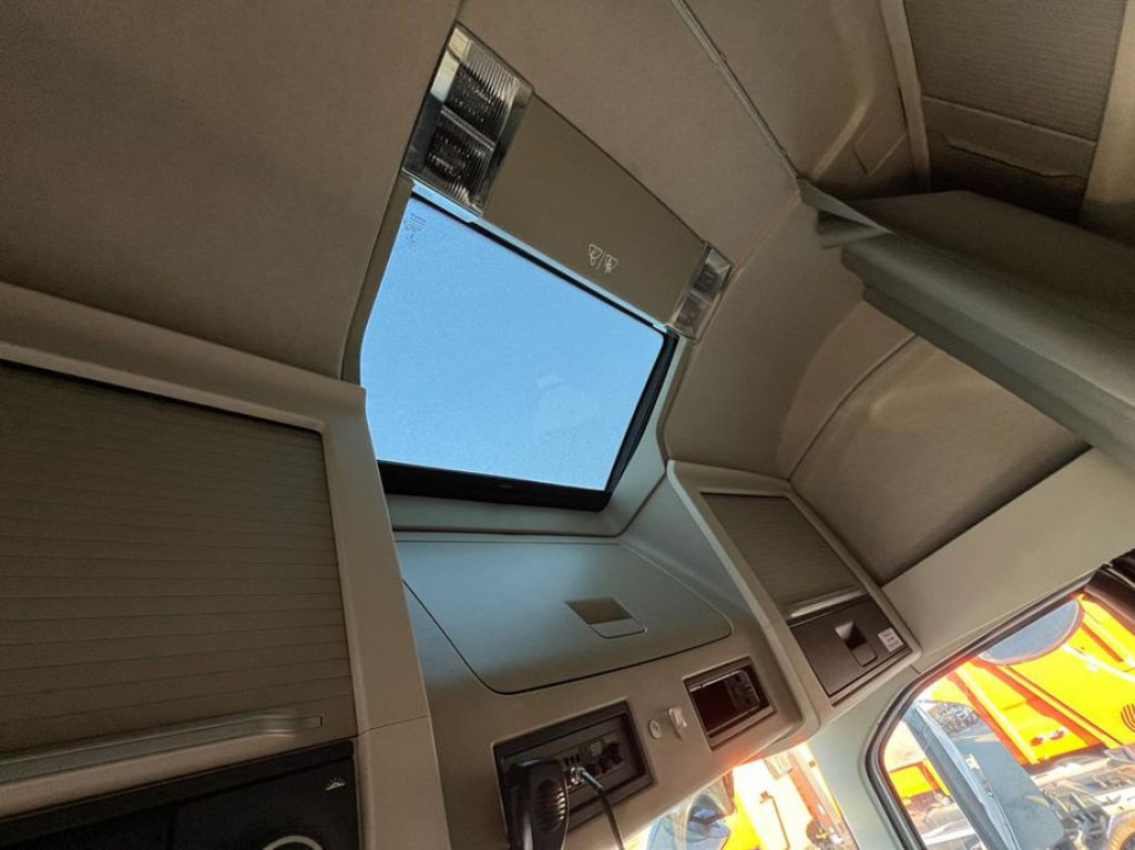 VOLVO (S) Truck FH 500 6x2 Abrollkipper Funkfernbedienung - Camión multibasculante: foto 5 VOLVO (S) Truck FH 500 6x2 Abrollkipper Funkfernbedienung - Camión multibasculante: foto 5