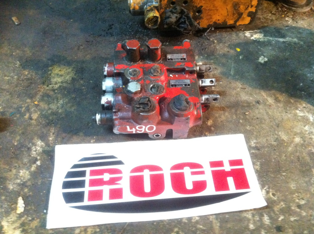 BOSCH HY/SBA2/11P100..200/2 0521601998 HY/SB2B1A1U 0521601008 1525503014 - 3 SEKCYJNY - Válvula hidráulica: foto 1 BOSCH HY/SBA2/11P100..200/2 0521601998 HY/SB2B1A1U 0521601008 1525503014 - 3 SEKCYJNY - Válvula hidráulica: foto 1