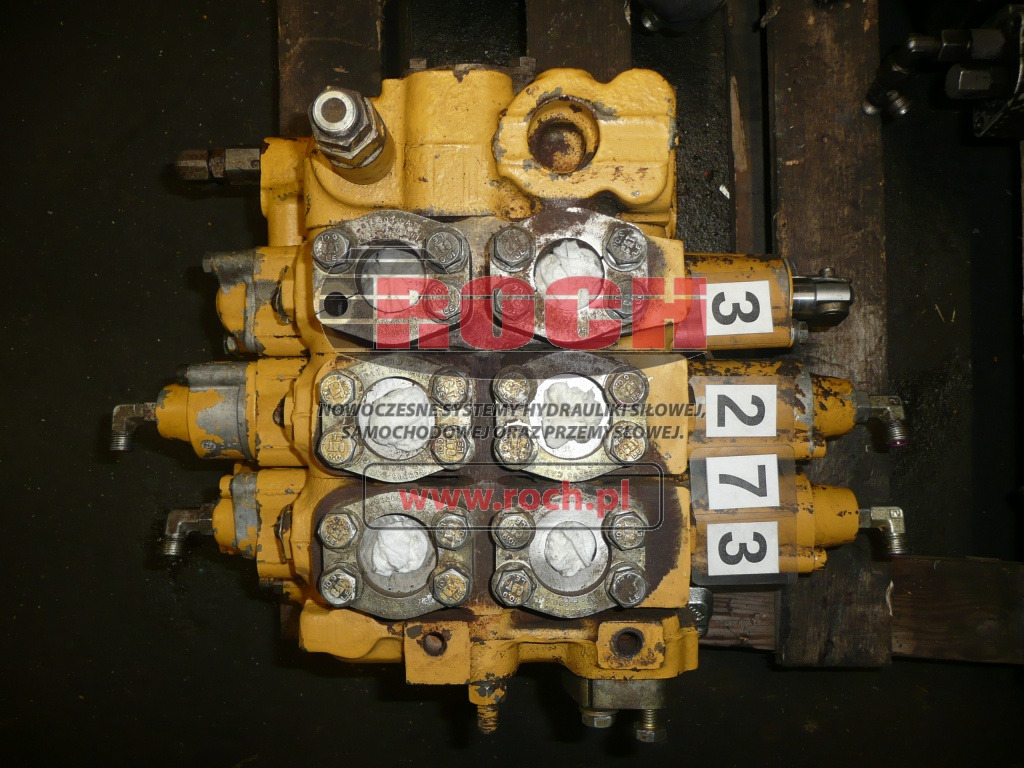 CATERPILLAR 00275 224-4936 00425 235-0404 + 01280 239-0402 - 3 SEKCYJNY + 9T-162105 - Válvula hidráulica: foto 2 CATERPILLAR 00275 224-4936 00425 235-0404 + 01280 239-0402 - 3 SEKCYJNY + 9T-162105 - Válvula hidráulica: foto 2