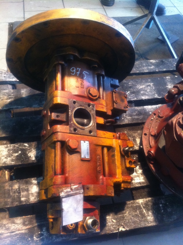 KAWASAKI K3V63DT/110R-2N0215292124 - Bomba hidráulica para Maquinaria de construcción: foto 1 KAWASAKI K3V63DT/110R-2N0215292124 - Bomba hidráulica para Maquinaria de construcción: foto 1