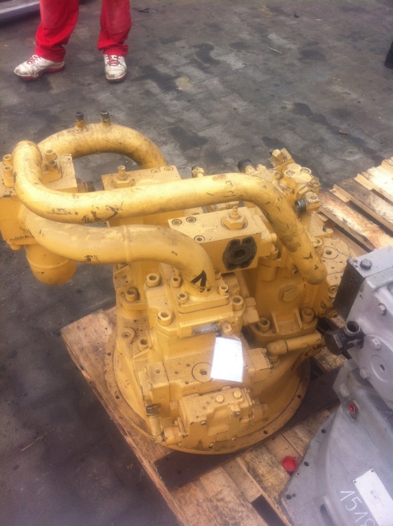 KAWASAKI NV111K120L-R1334B-1 + NV111K120L-R133 4B-1 + NV111-160L-R111 4B-1 - Bomba hidráulica para Maquinaria de construcción: foto 1 KAWASAKI NV111K120L-R1334B-1 + NV111K120L-R133 4B-1 + NV111-160L-R111 4B-1 - Bomba hidráulica para Maquinaria de construcción: foto 1