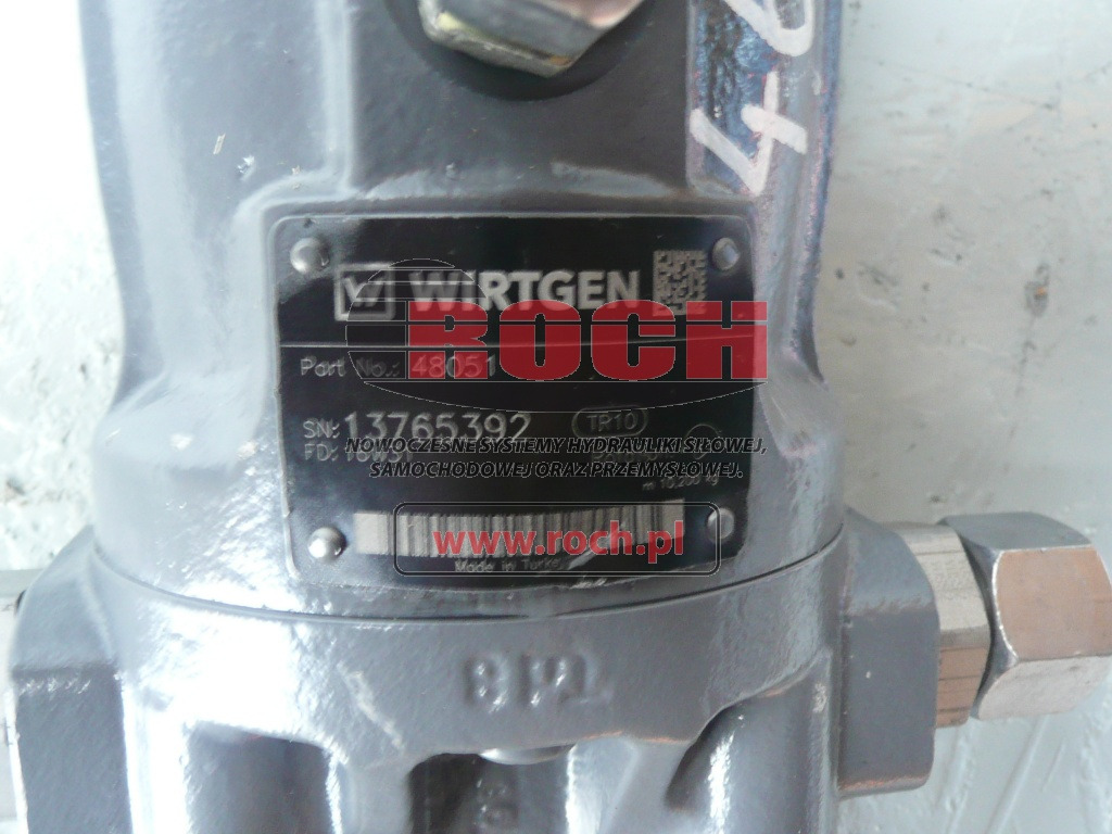 WIRTGEN 48051 - Motor hidráulico: foto 1 WIRTGEN 48051 - Motor hidráulico: foto 1