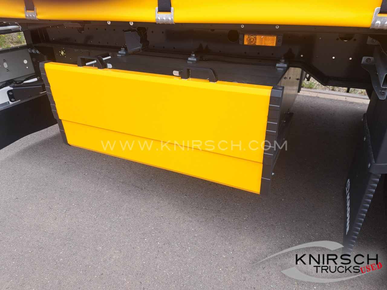 KRONE Profi Liner SDP 27  XL, Getränke, Daimler 9.5 - Remolque con toldo: foto 4 KRONE Profi Liner SDP 27  XL, Getränke, Daimler 9.5 - Remolque con toldo: foto 4