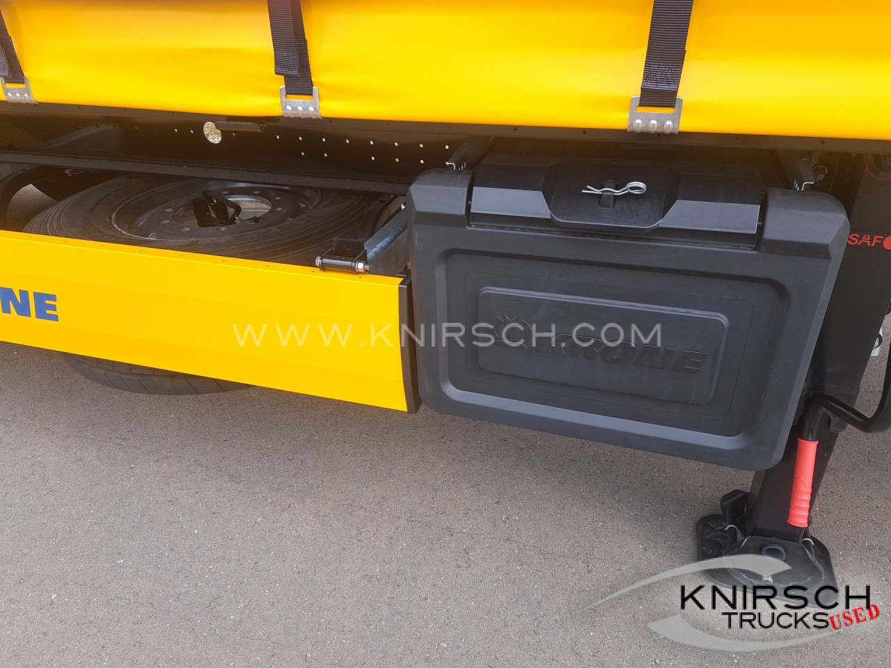 KRONE Profi Liner SDP 27  XL, Getränke, Daimler 9.5 - Remolque con toldo: foto 2 KRONE Profi Liner SDP 27  XL, Getränke, Daimler 9.5 - Remolque con toldo: foto 2