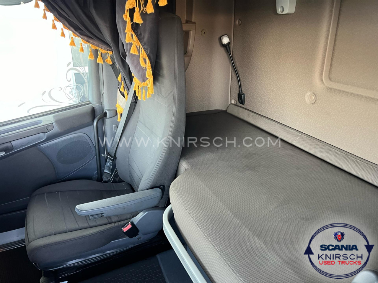 SCANIA R 450 LB6x2*4MNB Getränkeaufbau mit Anhänger - Camión chasis: foto 4 SCANIA R 450 LB6x2*4MNB Getränkeaufbau mit Anhänger - Camión chasis: foto 4