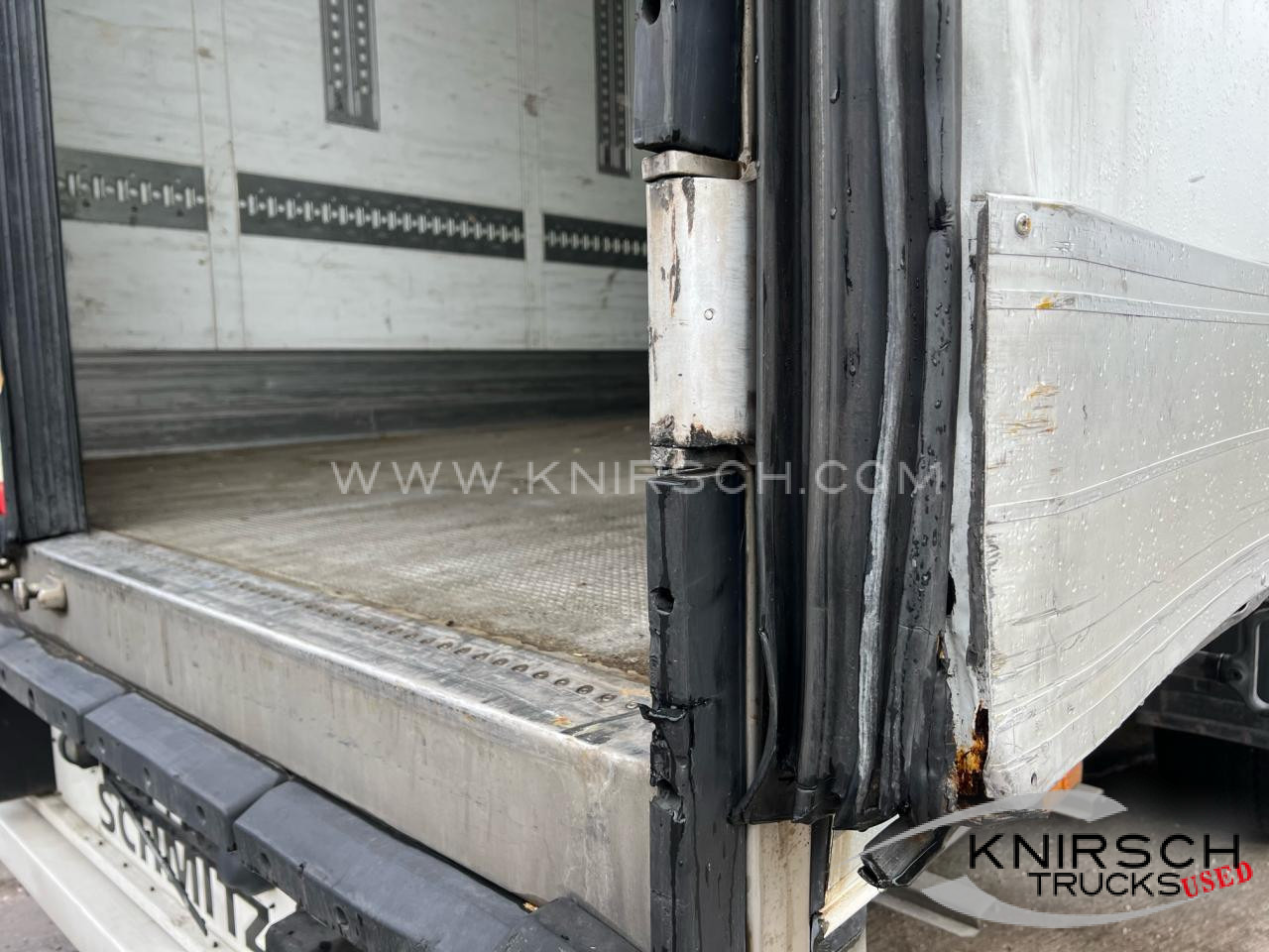 SCHMITZ SKO24/L-13.4 Doppelstock - Semirremolque frigorífico: foto 5 SCHMITZ SKO24/L-13.4 Doppelstock - Semirremolque frigorífico: foto 5