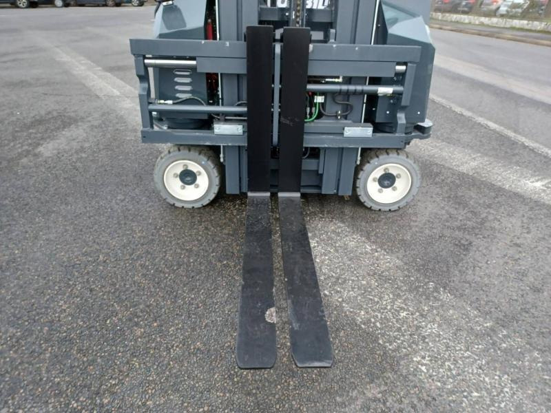 Carretilla de 4 vías Combilift CBE3000: foto 8