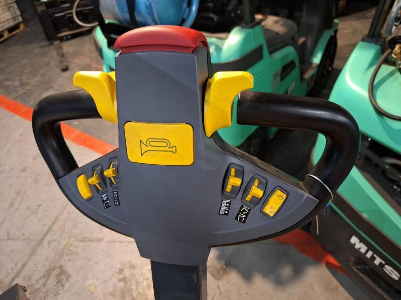 Apilador Combilift WR4: foto 23