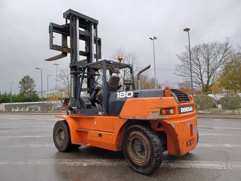 Carretilla elevadora diésel Doosan D1808-S: foto 6