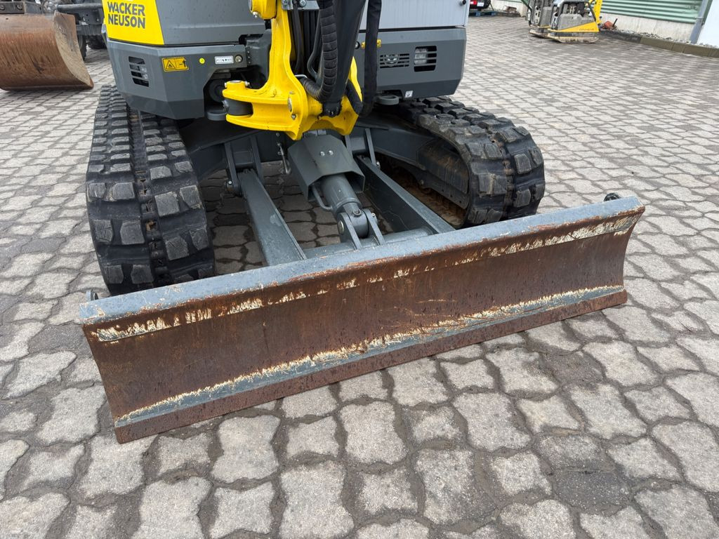 Wacker EZ 50, Bj 24, 300 BH, Gummiketten, HS03, TL - Miniexcavadora: foto 3 Wacker EZ 50, Bj 24, 300 BH, Gummiketten, HS03, TL - Miniexcavadora: foto 3
