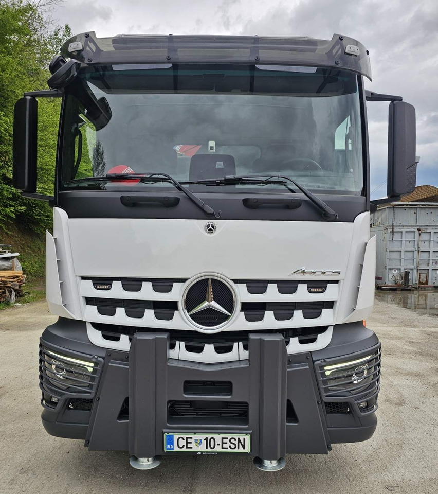 MERCEDES-BENZ Hiab Palfinger Fassi F545-6 JIB-6 - Camión volquete: foto 4 MERCEDES-BENZ Hiab Palfinger Fassi F545-6 JIB-6 - Camión volquete: foto 4