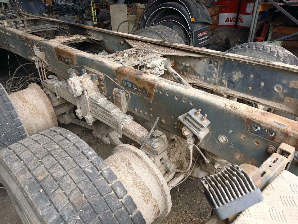 Eje y piezas para Camión DAF Doppelachtsaggregat zerlegt 1355 und 1355T CF 85: foto 8