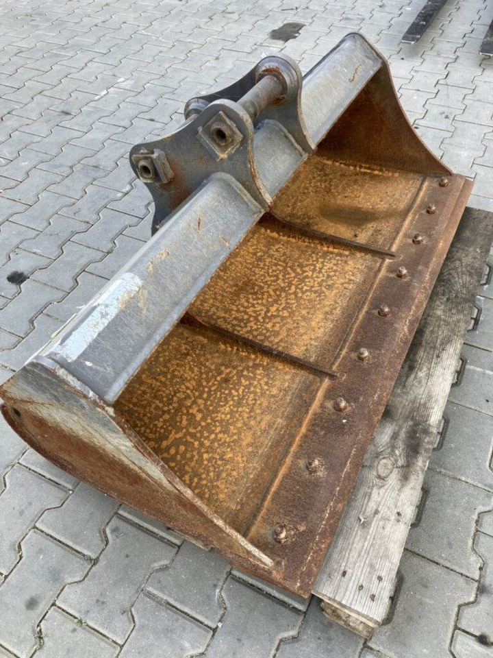Volvo Böschungslöffel starr - Retroexcavadora: foto 1 Volvo Böschungslöffel starr - Retroexcavadora: foto 1