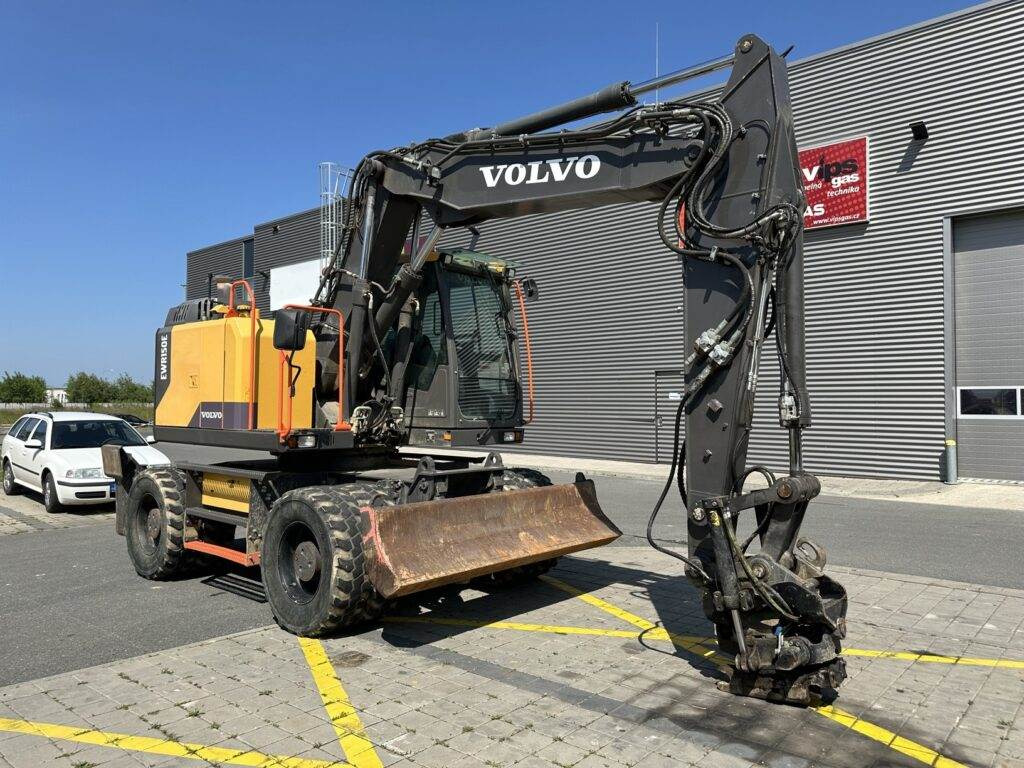 Volvo EWR150E - Excavadora de ruedas: foto 1 Volvo EWR150E - Excavadora de ruedas: foto 1