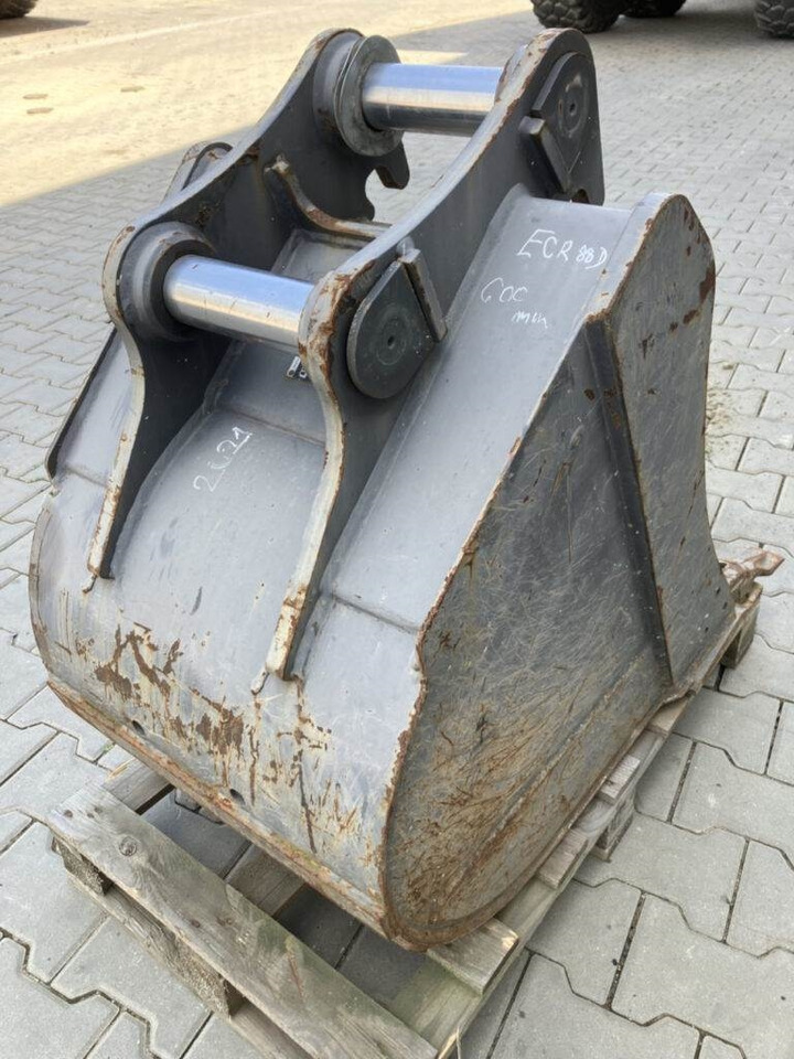 Volvo Tieflöffel mit Zähnen - Retroexcavadora: foto 2 Volvo Tieflöffel mit Zähnen - Retroexcavadora: foto 2