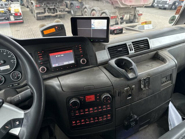 MAN TGS 26.440 Zugmaschine + Atlas Kran 5 Ausschube - Cabeza tractora: foto 4 MAN TGS 26.440 Zugmaschine + Atlas Kran 5 Ausschube - Cabeza tractora: foto 4