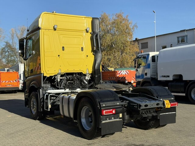 Cabeza tractora Mercedes-Benz ACTROS 1846 4x4 HAD Eur 6 Kipphydraulik Retarder: foto 11 Cabeza tractora Mercedes-Benz ACTROS 1846 4x4 HAD Eur 6 Kipphydraulik Retarder: foto 11