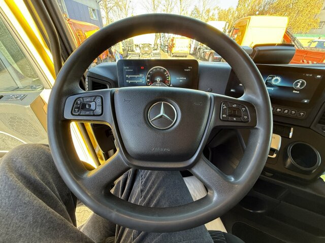 Cabeza tractora Mercedes-Benz ACTROS 1846 4x4 HAD Eur 6 Kipphydraulik Retarder: foto 15 Cabeza tractora Mercedes-Benz ACTROS 1846 4x4 HAD Eur 6 Kipphydraulik Retarder: foto 15