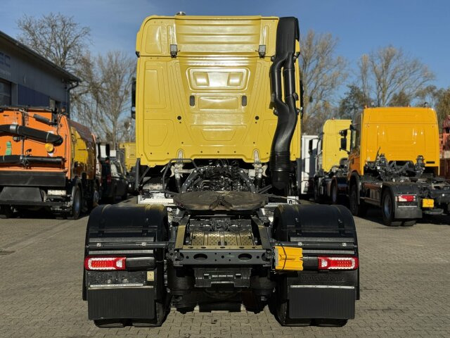Cabeza tractora Mercedes-Benz ACTROS 1846 4x4 HAD Eur 6 Kipphydraulik Retarder: foto 10 Cabeza tractora Mercedes-Benz ACTROS 1846 4x4 HAD Eur 6 Kipphydraulik Retarder: foto 10