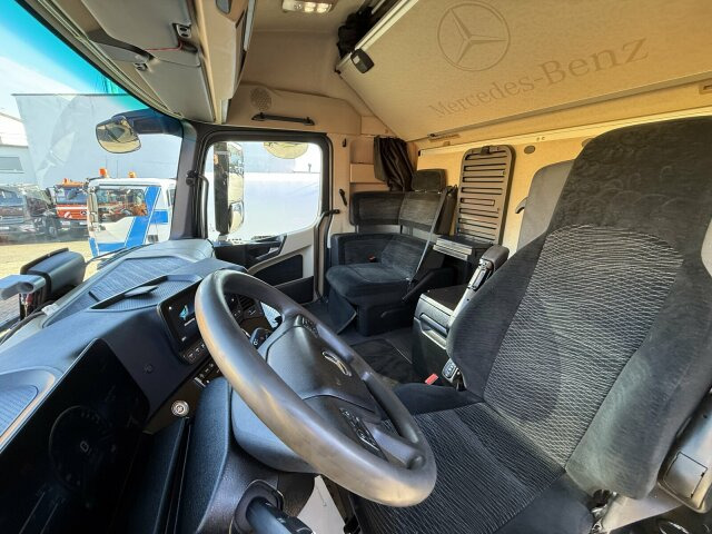 Cabeza tractora Mercedes-Benz ACTROS 1846 4x4 HAD Eur 6 Kipphydraulik Retarder: foto 14 Cabeza tractora Mercedes-Benz ACTROS 1846 4x4 HAD Eur 6 Kipphydraulik Retarder: foto 14