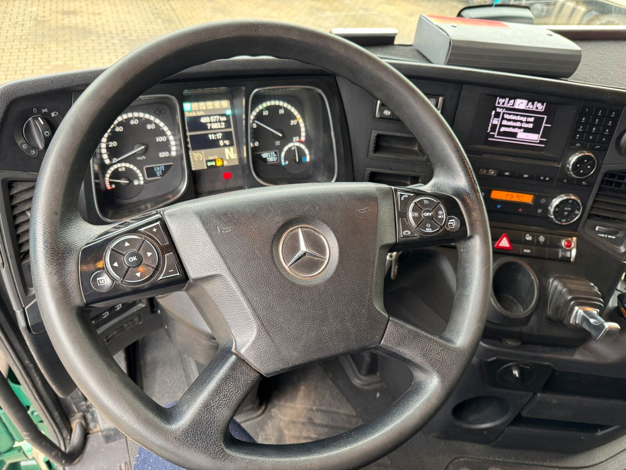 Cabeza tractora Mercedes-Benz ACTROS 4163 8x4 Schwerlast +Tieflader 4+2 *83 T: foto 26