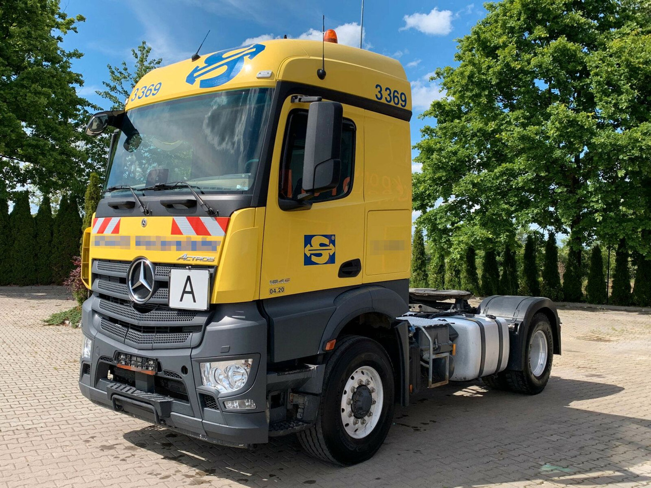 Mercedes-Benz AROCS 1846 4x4 HAD Euro 6 Kipphydraulik - Cabeza tractora: foto 2 Mercedes-Benz AROCS 1846 4x4 HAD Euro 6 Kipphydraulik - Cabeza tractora: foto 2