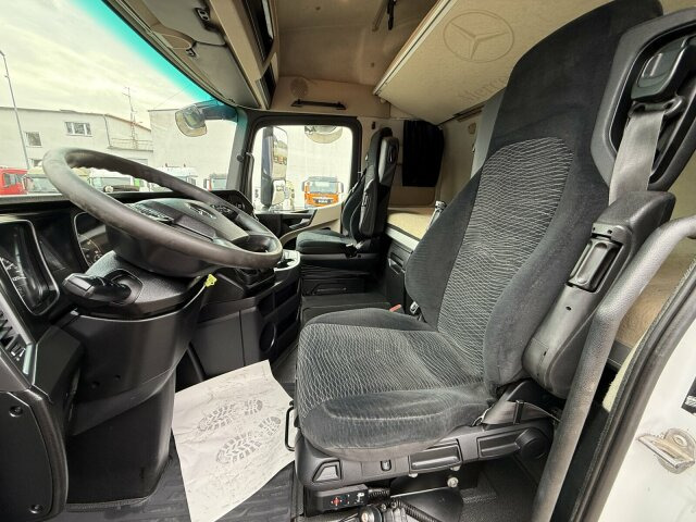 Mercedes-Benz Actros 1845 LS Sattelzugmaschine 4x2 - Cabeza tractora: foto 5 Mercedes-Benz Actros 1845 LS Sattelzugmaschine 4x2 - Cabeza tractora: foto 5