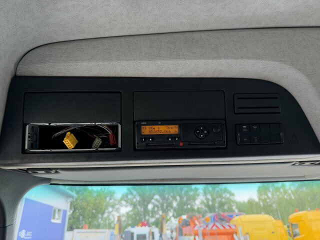 Mercedes-Benz Antos 2136 4x2 SZM Superlight - Cabeza tractora: foto 4 Mercedes-Benz Antos 2136 4x2 SZM Superlight - Cabeza tractora: foto 4