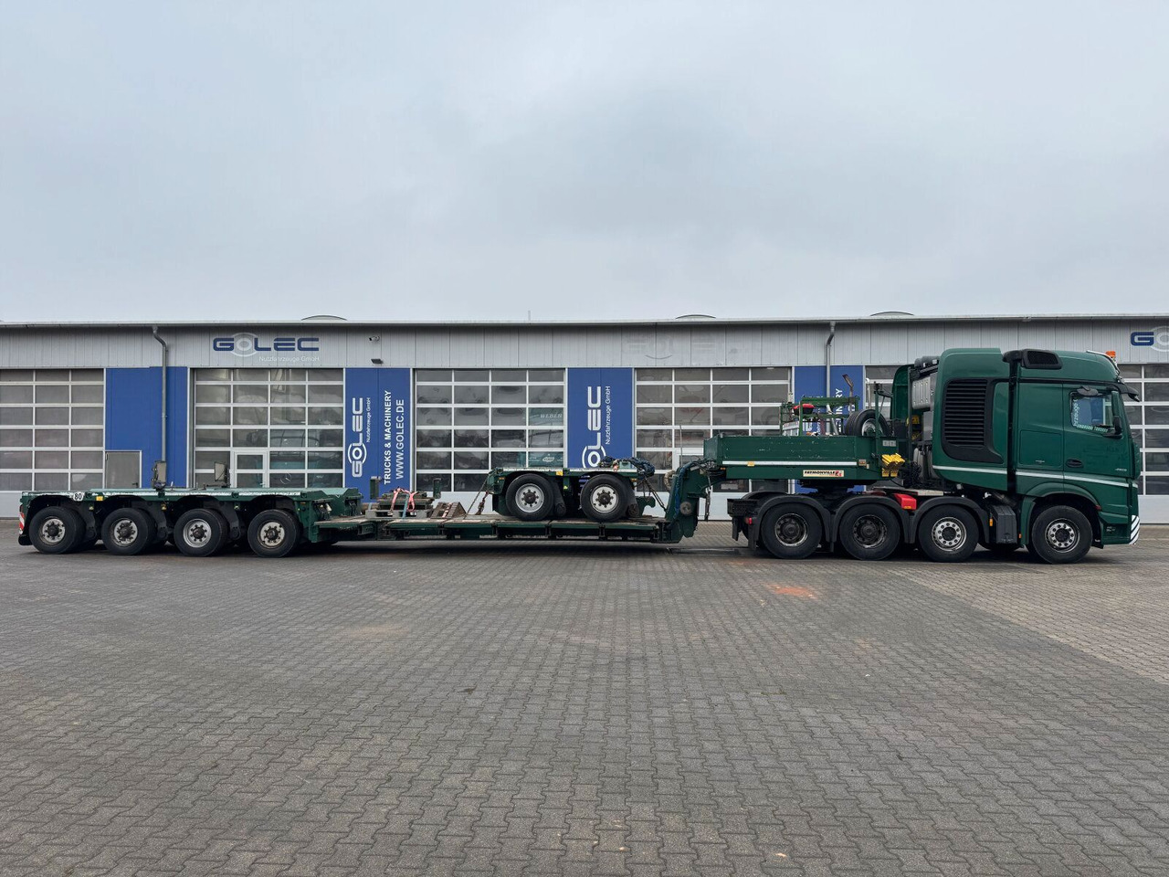Faymonville STBZ-6VA Tieflader 4+2 Achse + Schwerlast *83 T - Semirremolque góndola rebajadas: foto 4 Faymonville STBZ-6VA Tieflader 4+2 Achse + Schwerlast *83 T - Semirremolque góndola rebajadas: foto 4