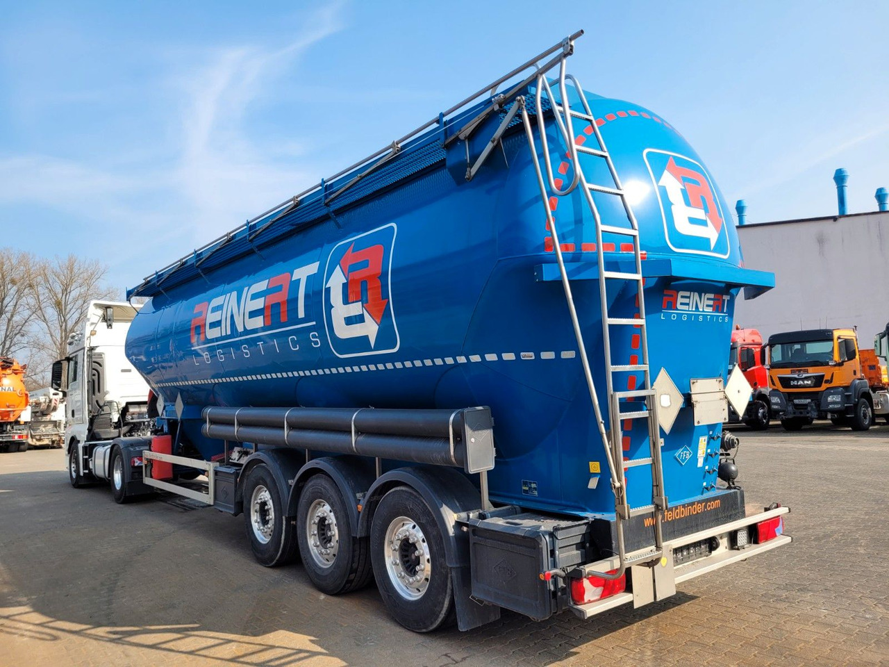 Feldbinder EUT 56.3 Liegend Silo mit ADR AT *56.000 L - Semirremolque silo: foto 3 Feldbinder EUT 56.3 Liegend Silo mit ADR AT *56.000 L - Semirremolque silo: foto 3