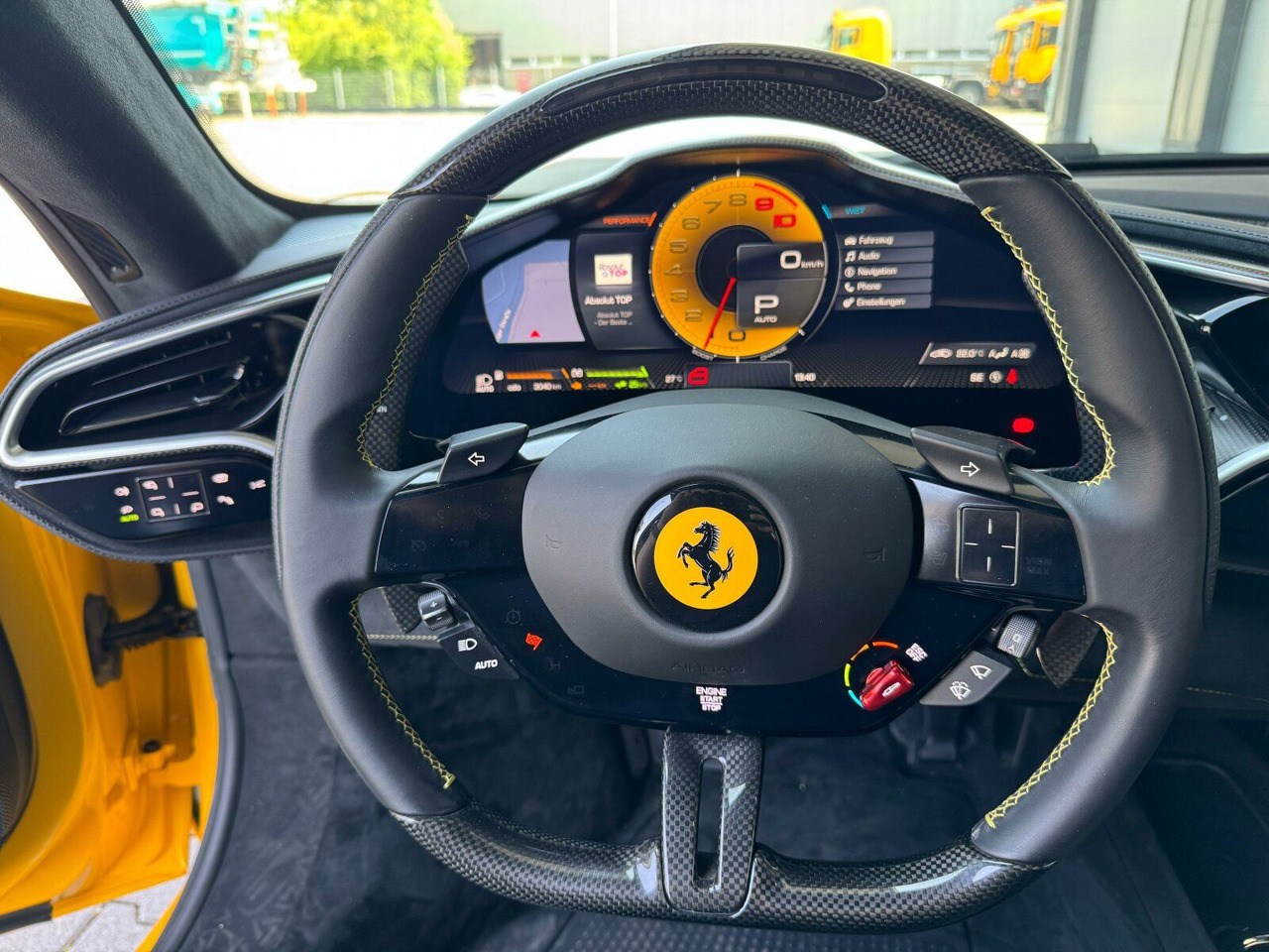 Coche Ferrari 296 GTB Coupe: foto 10