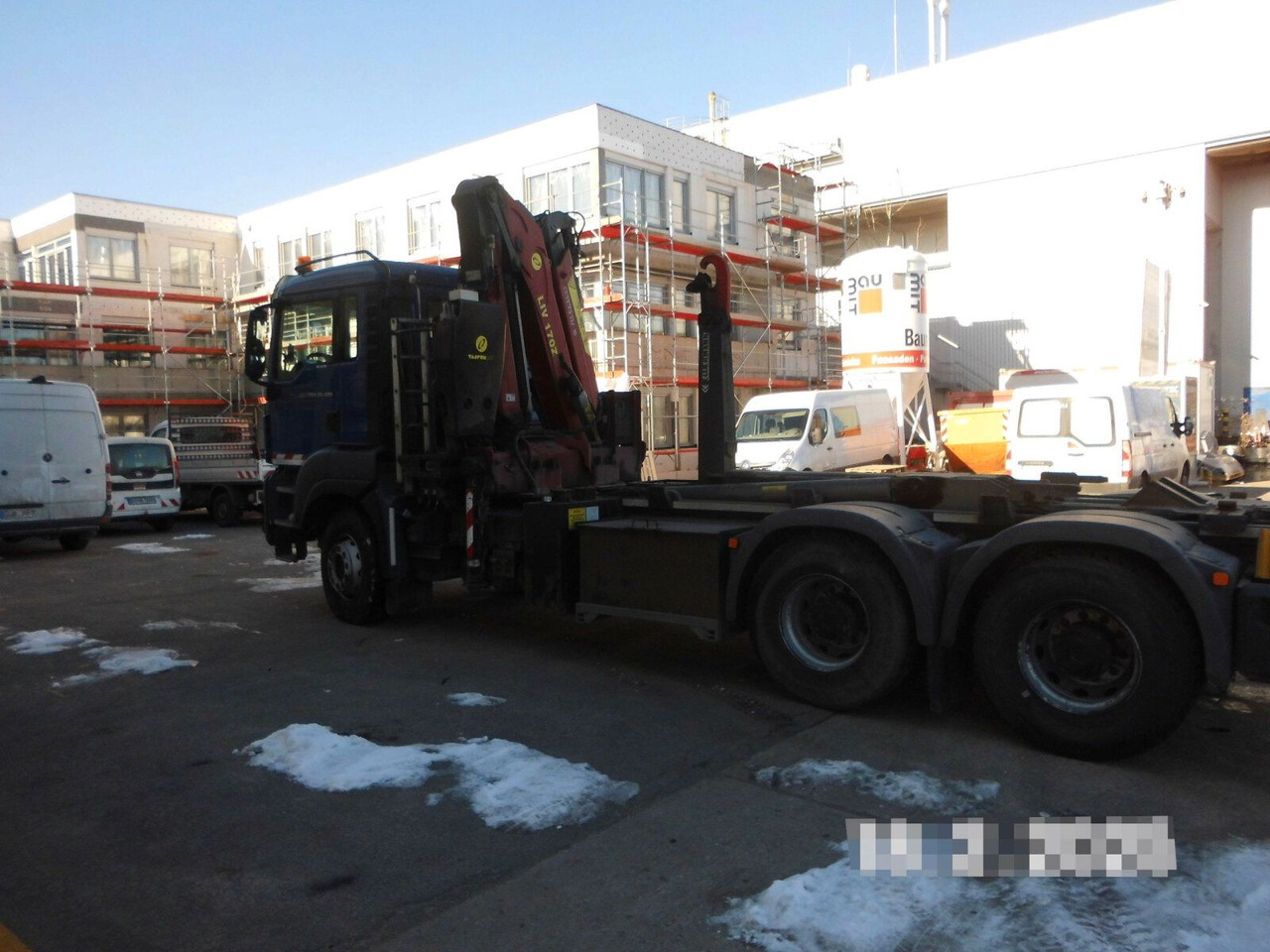 MAN TGS 28.480 6x4 Abrollkipper + Kran bis 4,63 T - Camión multibasculante, Camión grúa: foto 4 MAN TGS 28.480 6x4 Abrollkipper + Kran bis 4,63 T - Camión multibasculante, Camión grúa: foto 4