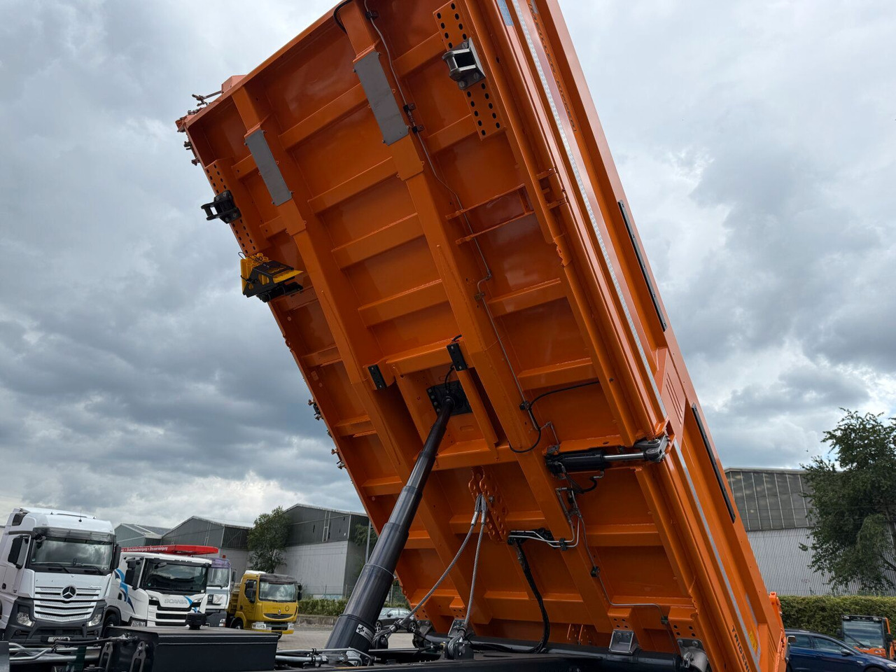 Camión volquete MAN TGS 33.440 6x4 Kipper MEILLER Bordmatik Frontpl.: foto 24
