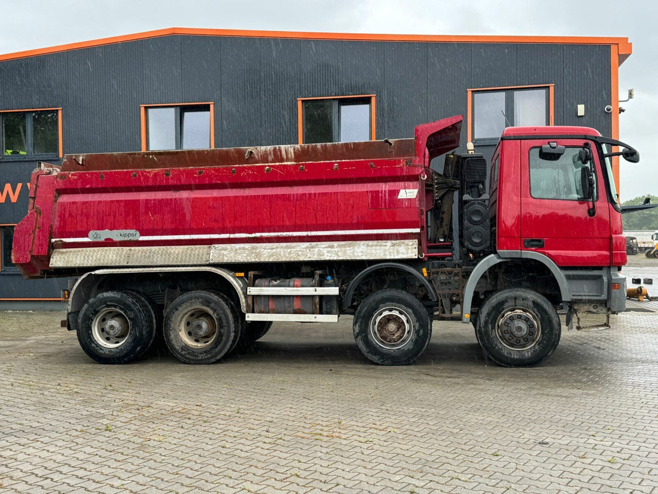 Mercedes-Benz ACTROS 4141 EURO4 8x6 Muldenkipper - Camión volquete: foto 4 Mercedes-Benz ACTROS 4141 EURO4 8x6 Muldenkipper - Camión volquete: foto 4