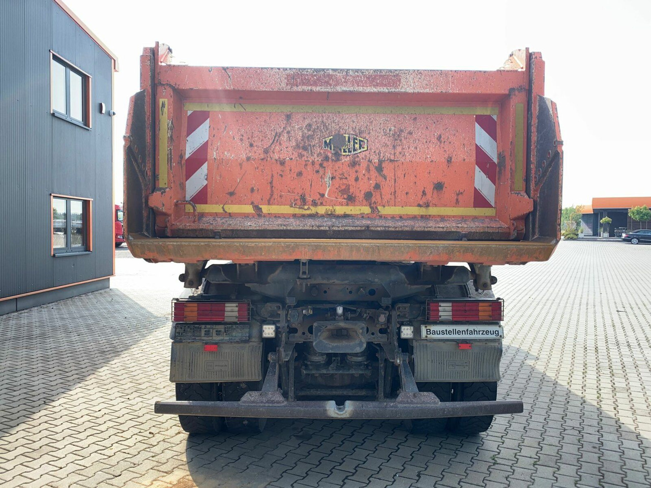 Mercedes-Benz ACTROS 4144 8x4 EURO5 Meiller Kipper Bordmatik - Camión volquete: foto 4 Mercedes-Benz ACTROS 4144 8x4 EURO5 Meiller Kipper Bordmatik - Camión volquete: foto 4