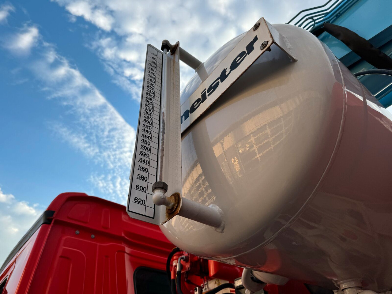 Bomba de hormigón Mercedes-Benz AROCS 3243 8x4 Euro 6 Pumi Putzmeister TMM 24-3: foto 9