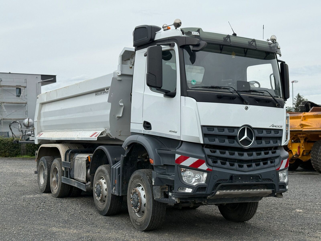 Mercedes-Benz AROCS 4145 8x8 Meiller Muldenkipper - Camión volquete: foto 1 Mercedes-Benz AROCS 4145 8x8 Meiller Muldenkipper - Camión volquete: foto 1