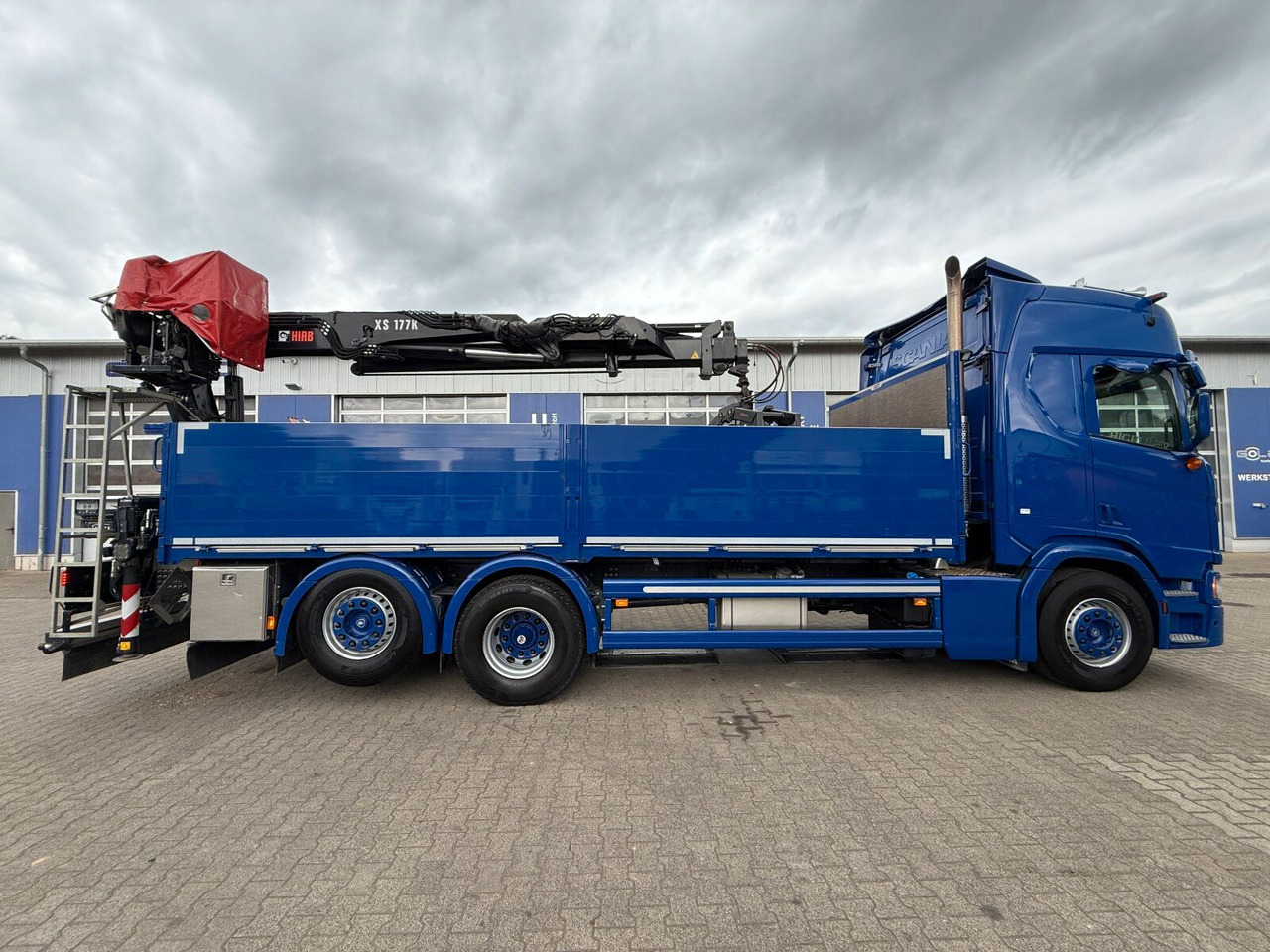 Scania R500 6x2 Pritsche mit Kran HIAB 177K PRO - Camión grúa: foto 2 Scania R500 6x2 Pritsche mit Kran HIAB 177K PRO - Camión grúa: foto 2